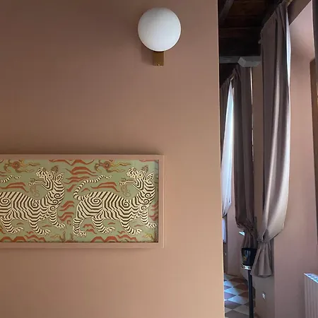 N°30 Charme Apartment